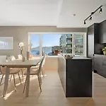 Deluxe Penthouse By Paramount