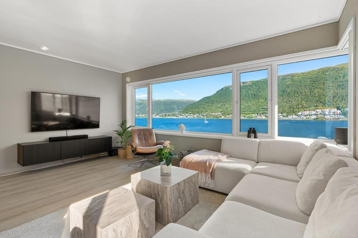 Deluxe Penthouse By Paramount Apartment